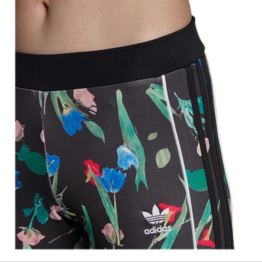 Adidas Floral Leggings - Picture 9 of 9